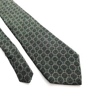 Arrow Green Tan Geometric Print Silk Tie‎